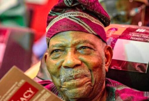 Tributes as sympathisers throng Fasoranti’s residence in Akure