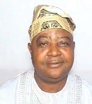 Senator Ajibola, Ex-APC Chair, 6,000 APC Members Move to PDP in Kwara State – THISDAYLIVE