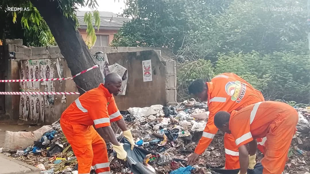 LAWMA Deploys 25 Trucks To Clear Waste In Oshodi – News Agency Of Nigeria
